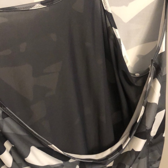 Champion sheer back tank - Picture 3 of 8